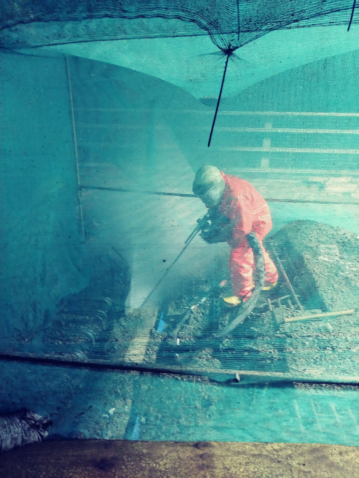 hydro demolition contractors performing concrete removal via hydrodemolition services