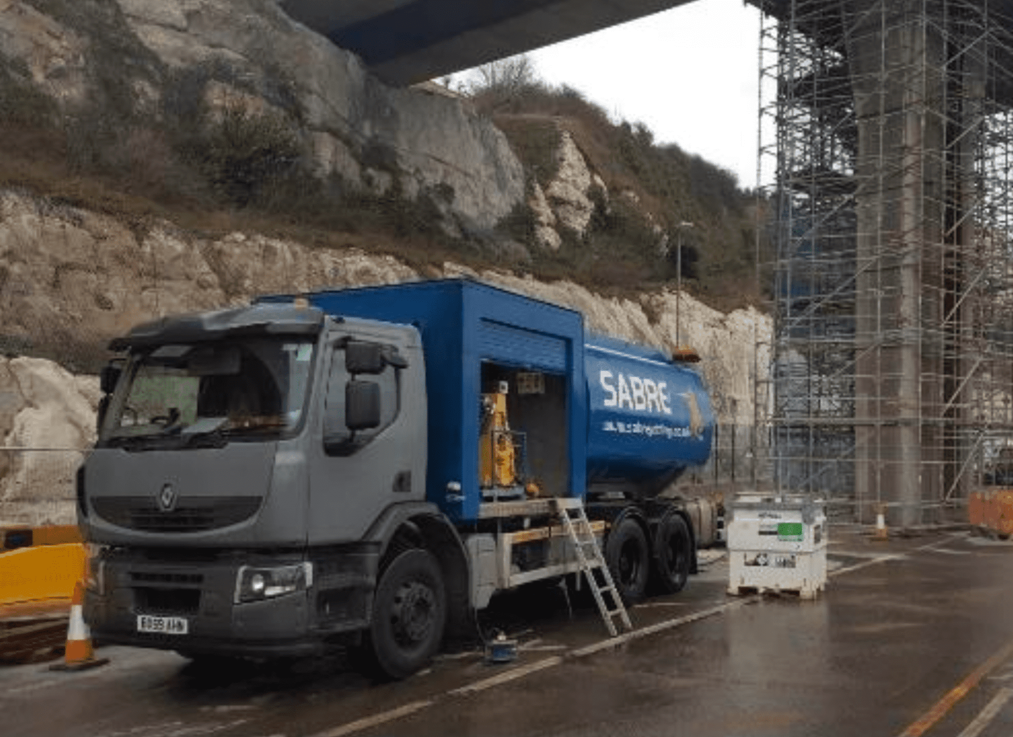 Surface Preparation & Concrete Scabbling: Epoxy & Coatings Removal ...